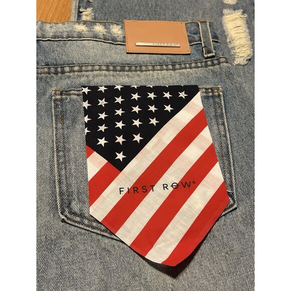 🎇 First Row Relaxed Flare Jeans
Men’s 38x33 | Distressed Raw Hem USA Flag Patch - Picture 6 of 8